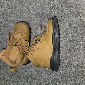 Nike Tan and Black Sneakers with Rugged Design